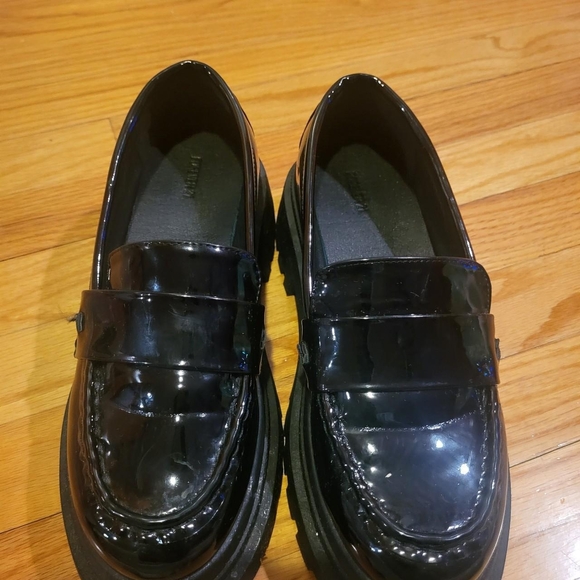Forever 21 Shoes - Forever 21 Black Patent Loafers